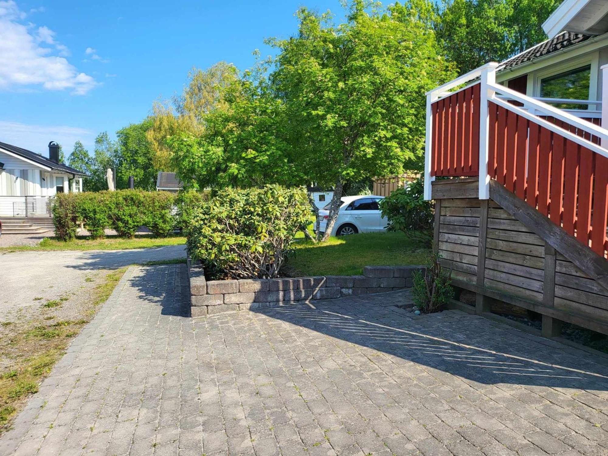 Minihus Med Stor Traedgardstomt Naera Golf Och Hav Trosa Exterior foto